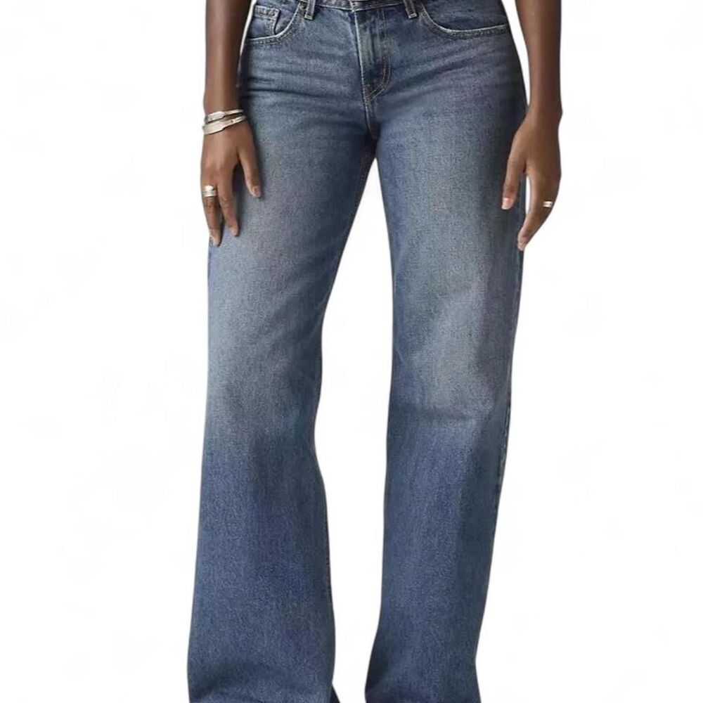 Levi-s Women's Blue and Navy Jeans